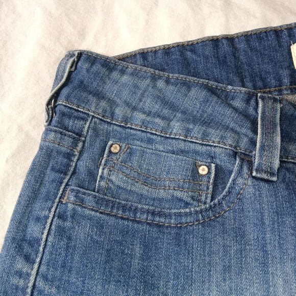 Levis 526 Jeans Womens 8 Medium Blue Slender Boot Bootcut Stretch Denim Classic - Picture 8 of 16